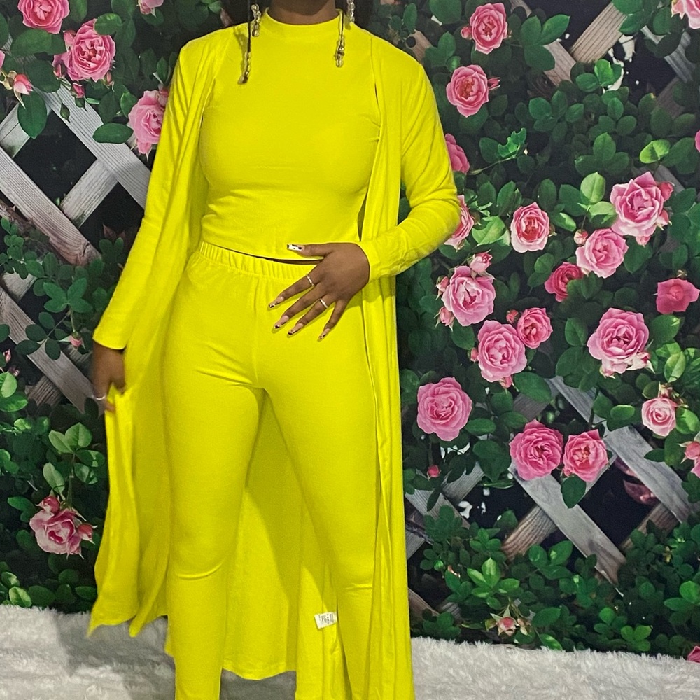 3 piece set. Yellow, includes top, bottoms, and duster. (small,medium,large)